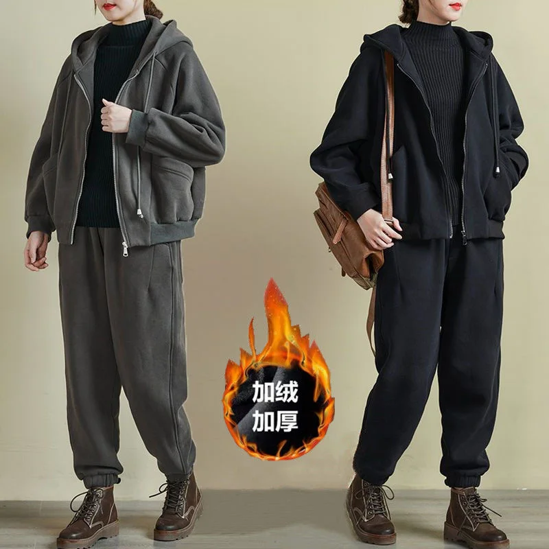 Women's Autumn Winter Loose Fashionable Hooded Sweatshirt And Casual Wear Two-piece Set With Added Velvet Thickened Sports Suit
Women's Autumn Winter Loose Fashionable Hooded Sweatshirt And Casual Wear Two-piece Set With Added Velvet Thickened Sports Suit