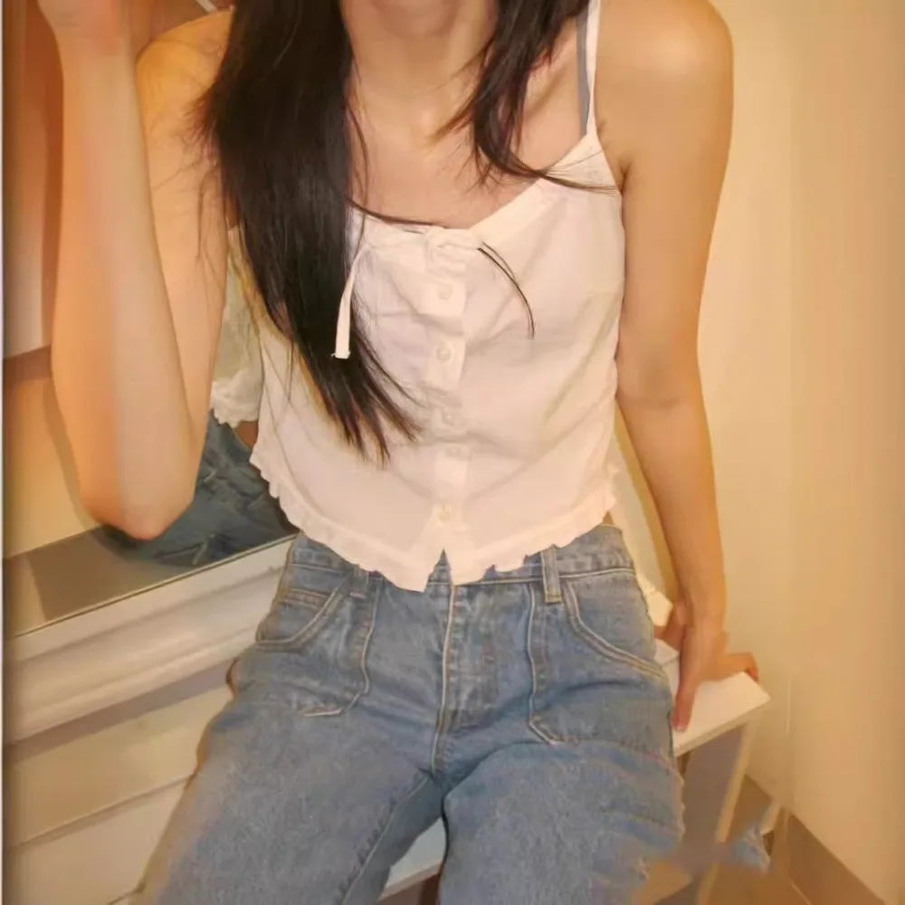 Cute Lace Up Y2k Slim Crop Top Bow Ruffle Women's Button Vest Top Korean Style Undershirt Sleeveless Camisole Summer
Cute Lace Up Y2k Slim Crop Top Bow Ruffle Women's Button Vest Top Korean Style Undershirt Sleeveless Camisole Summer