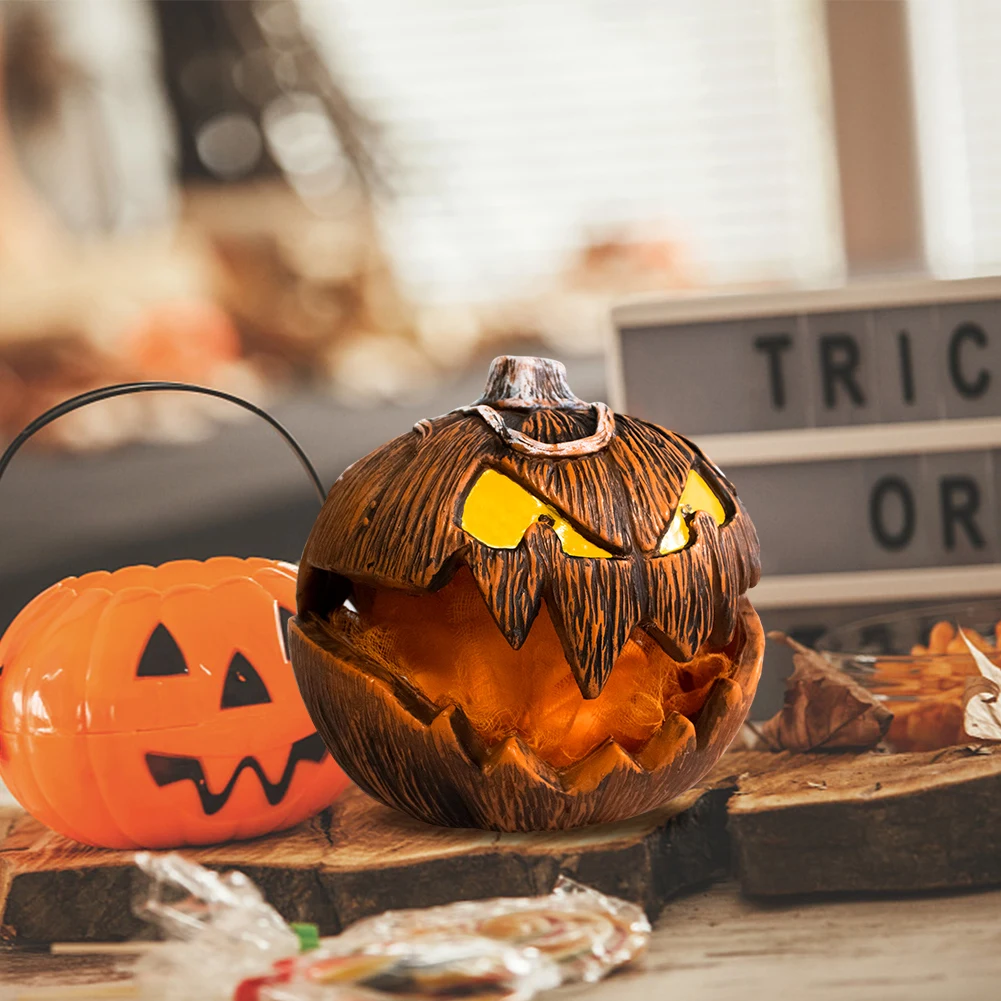 Halloween Pumpkin Decoration Realistic Scary Atmosphere Light Battery Powered with Light Up Eyes for Courtyard Bar Haunted House
Halloween Pumpkin Decoration Realistic Scary Atmosphere Light Battery Powered with Light Up Eyes for Courtyard Bar Haunted House
