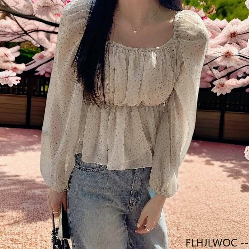 Short Puff Sleeve Tops Blouses 2025 Women Chic Korea Style Flower Print Cute Sweet Japan Girls Long Sleeve Retro Peplum Blouses
Short Puff Sleeve Tops Blouses 2025 Women Chic Korea Style Flower Print Cute Sweet Japan Girls Long Sleeve Retro Peplum Blouses