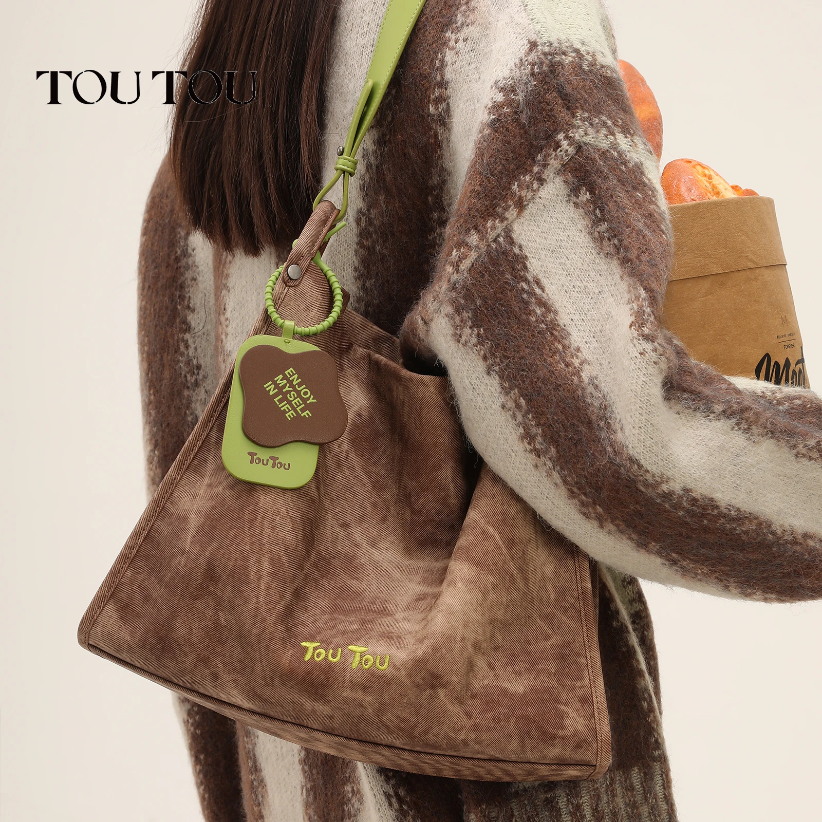TOUTOU Large Capacity Tote Bag for Commuter Work Shoulder Bag Daily Used Casual Trendy High-quality Underarm Bag Christmas Gift
TOUTOU Large Capacity Tote Bag for Commuter Work Shoulder Bag Daily Used Casual Trendy High-quality Underarm Bag Christmas Gift