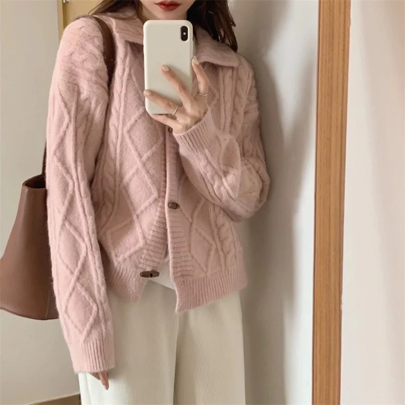Sweater Cardigan Women's 2024 Spring and Autumn New Item Collar Button Solid Color Popular High-end Women's Sweater A242
Sweater Cardigan Women's 2024 Spring and Autumn New Item Collar Button Solid Color Popular High-end Women's Sweater A242