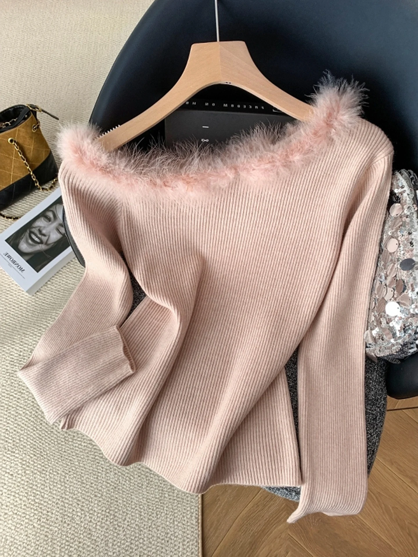 Warm Plu Slant Collar Knitted Sweater Women's Autumn Winter Slim Fit Slimming Top Par Aosphere Sensation
Warm Plu Slant Collar Knitted Sweater Women's Autumn Winter Slim Fit Slimming Top Par Aosphere Sensation