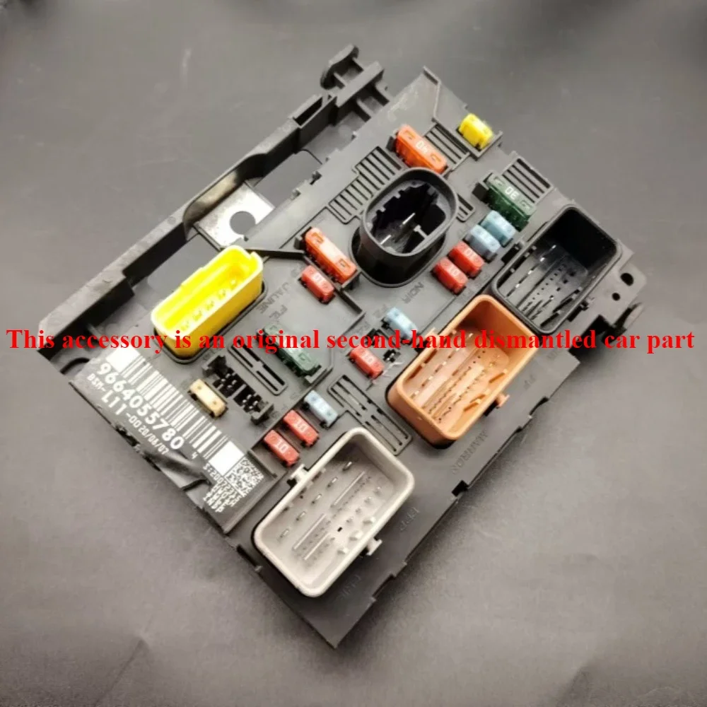 9664055780 9664826080 6500FH Fuse Box Control Unit Assembly BSM-L11 For Peugeot 307 Citroen C4 Low Configuration
9664055780 9664826080 6500FH Fuse Box Control Unit Assembly BSM-L11 For Peugeot 307 Citroen C4 Low Configuration