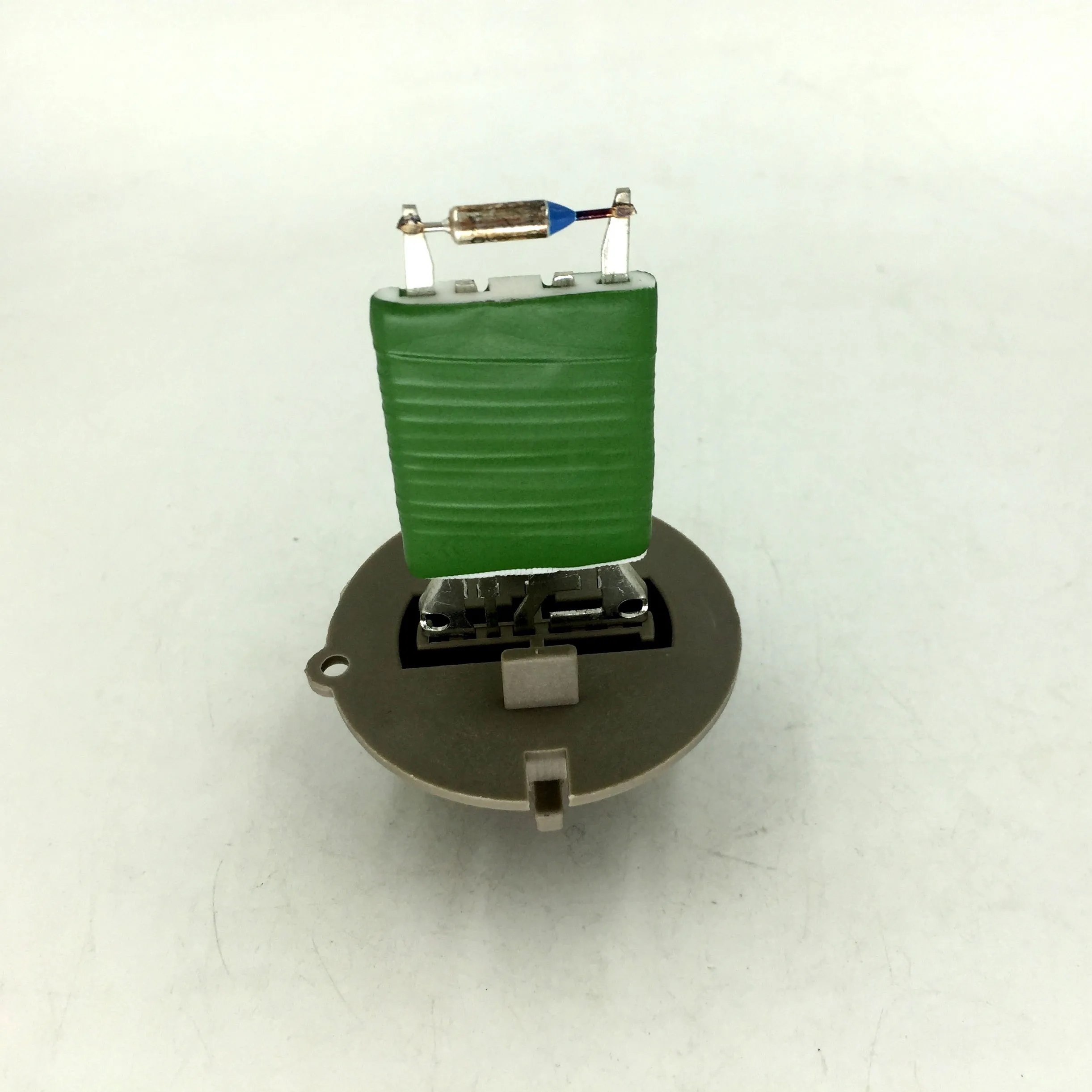 6450.JN 6450JN Blower Motor Resistor AC Module Fan Controller Car Accessories Peugeott Citroen
6450.JN 6450JN Blower Motor Resistor AC Module Fan Controller Car Accessories Peugeott Citroen