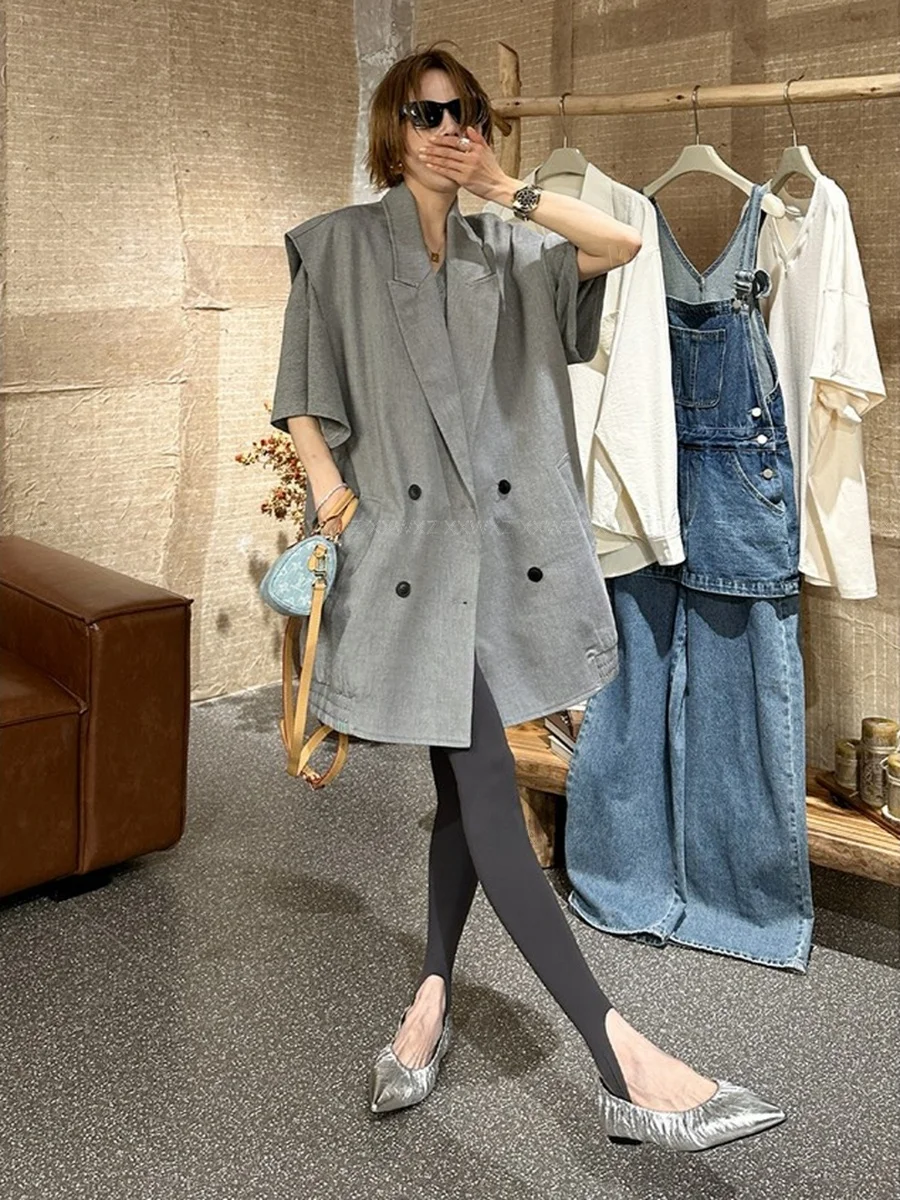 plus Size Women's Summer New Style Sleeveless Suit Vest Loose Slimming Mid-Length Top Coat Regular Fit Fashion Outerwear
plus Size Women's Summer New Style Sleeveless Suit Vest Loose Slimming Mid-Length Top Coat Regular Fit Fashion Outerwear