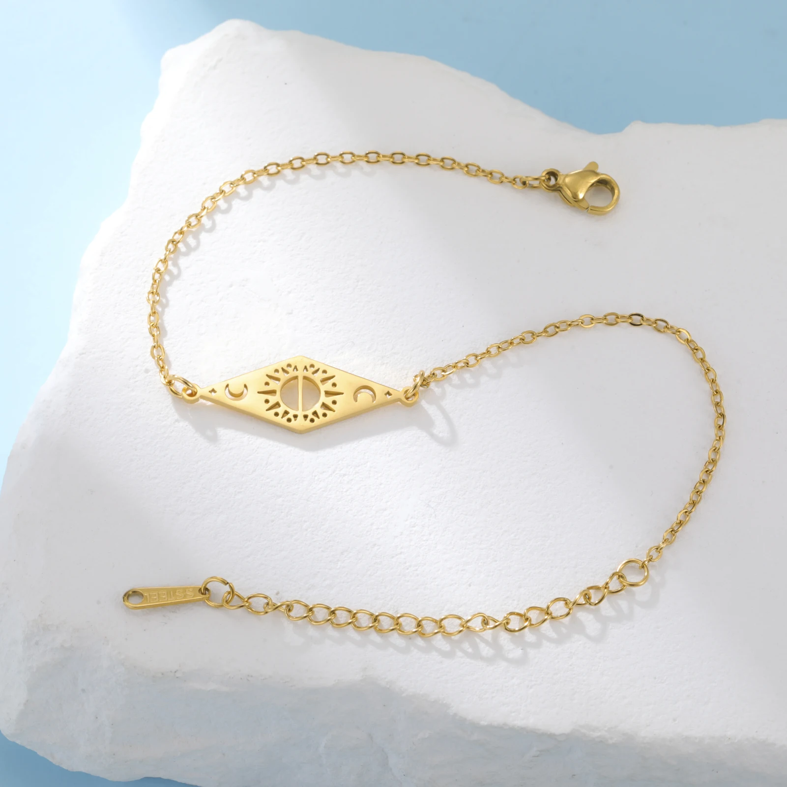 Kkjoy Stainless Steel Hollow Sun Moon Bracelet Charms 18k Gold Bracelets for Men Bracelet Jewelry Gift
Kkjoy Stainless Steel Hollow Sun Moon Bracelet Charms 18k Gold Bracelets for Men Bracelet Jewelry Gift