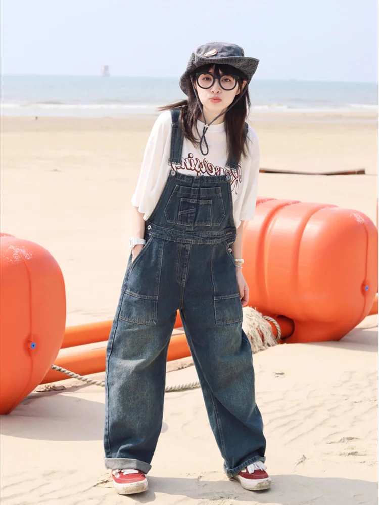 Women's Casual Fashion Wide Leg Suspender Jumpsuits Pants Female Loose Design sense Streetwear Rompers Straight Denim Trouser
Women's Casual Fashion Wide Leg Suspender Jumpsuits Pants Female Loose Design sense Streetwear Rompers Straight Denim Trouser