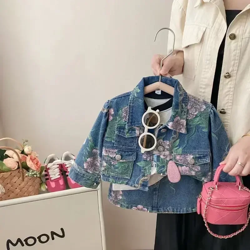 2023 Korean Girls Baby Floral Pinted Denim Clothing Set Jackets+skirts Fashion Kids Children Flowers Jeans Spring Autumn Clothes
2023 Korean Girls Baby Floral Pinted Denim Clothing Set Jackets+skirts Fashion Kids Children Flowers Jeans Spring Autumn Clothes
