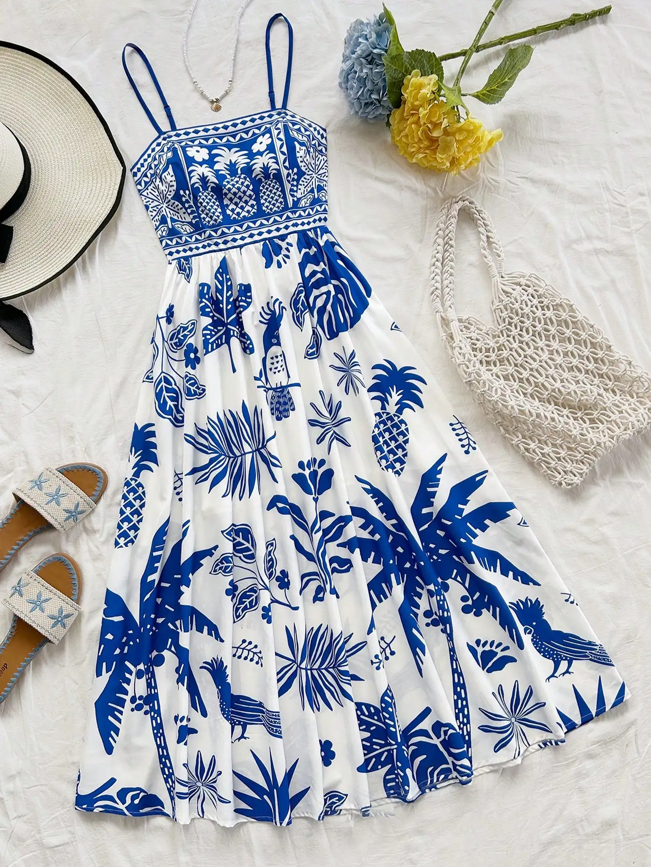 Women's Blue Tropical Print Sleeveless A-Line Midi Dress with Cinched Waist, Summer Vacation Beach Style
Women's Blue Tropical Print Sleeveless A-Line Midi Dress with Cinched Waist, Summer Vacation Beach Style