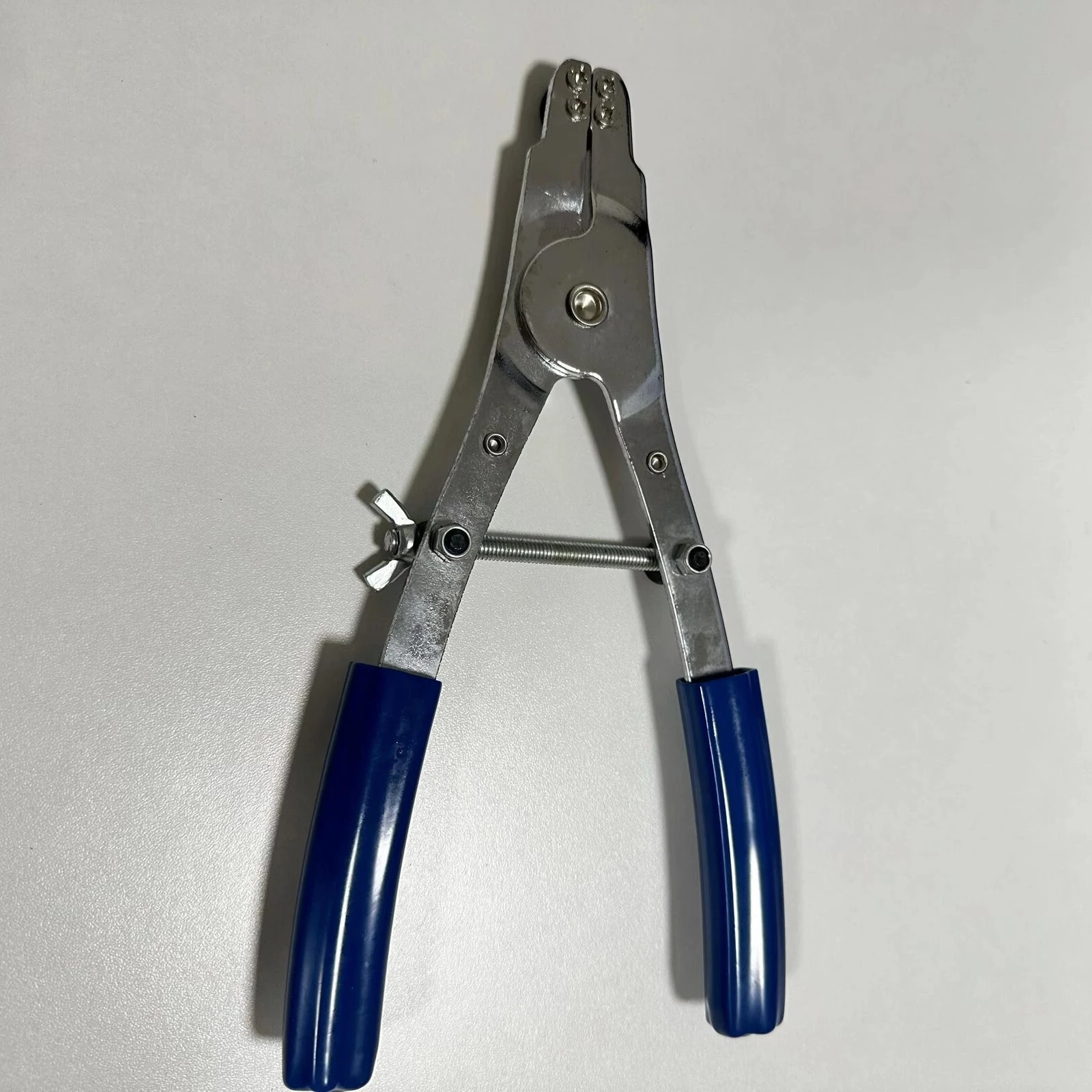 Щипцы для снятия тормозного поршня мотоцикла
Щипцы для снятия тормозного поршня мотоцикла