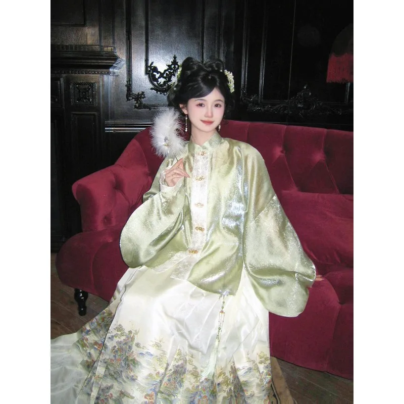 2025 New Ming Style Hanfu Set Stand Collar Pipa Sleeve Mamianqun
2025 New Ming Style Hanfu Set Stand Collar Pipa Sleeve Mamianqun