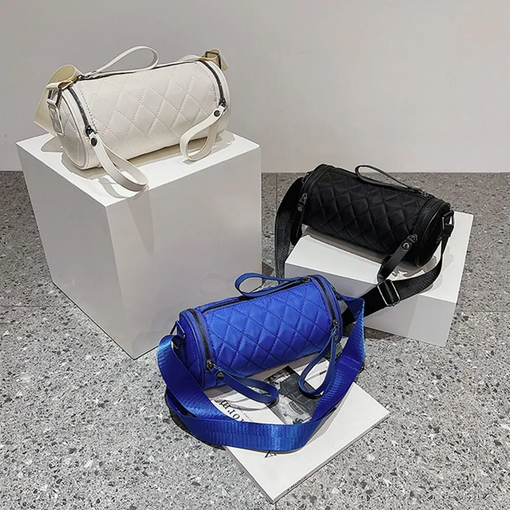 Fashion Cylinder Exquisite Shoulder Bag Crossbody Handbag Pillow Bag Messenger Satchel
Fashion Cylinder Exquisite Shoulder Bag Crossbody Handbag Pillow Bag Messenger Satchel