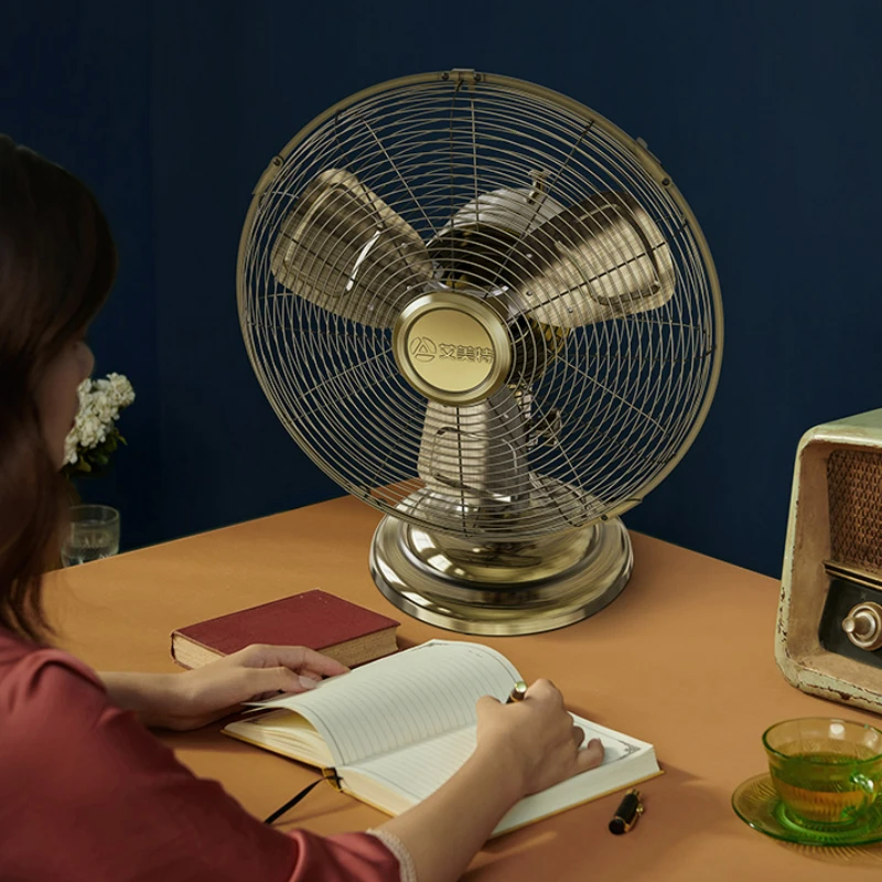 Imitation Retro Nostalgic Small Fans Three Speed Adjustable Home Electric Fans Desktop Old-fashioned Metal Bedside Portable Fan
Imitation Retro Nostalgic Small Fans Three Speed Adjustable Home Electric Fans Desktop Old-fashioned Metal Bedside Portable Fan