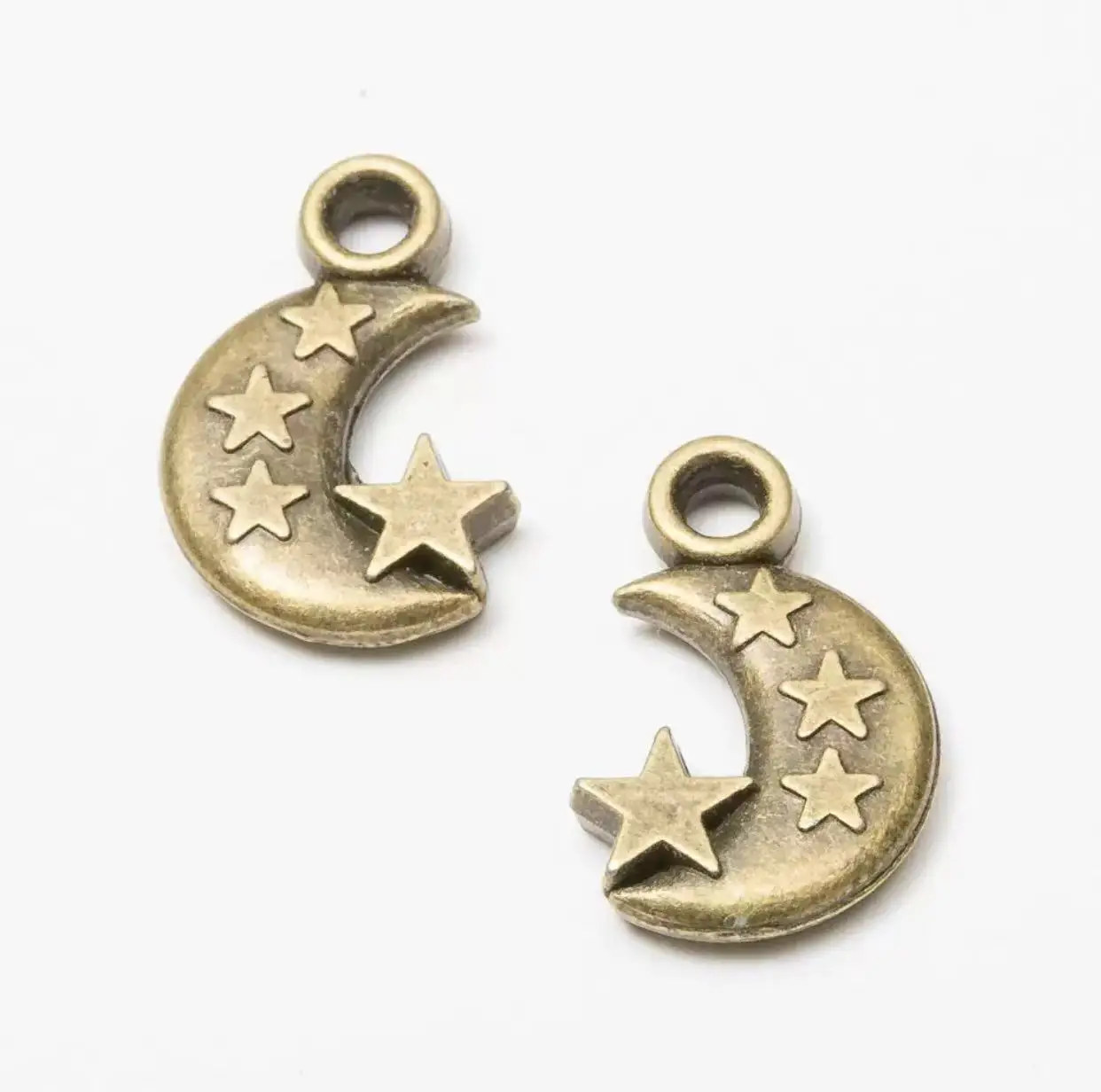 10pcs 22*14mm,hole:2mm Zinc Alloy matel 2side star with moon pendants for hanmade accessories HWL2671
10pcs 22*14mm,hole:2mm Zinc Alloy matel 2side star with moon pendants for hanmade accessories HWL2671