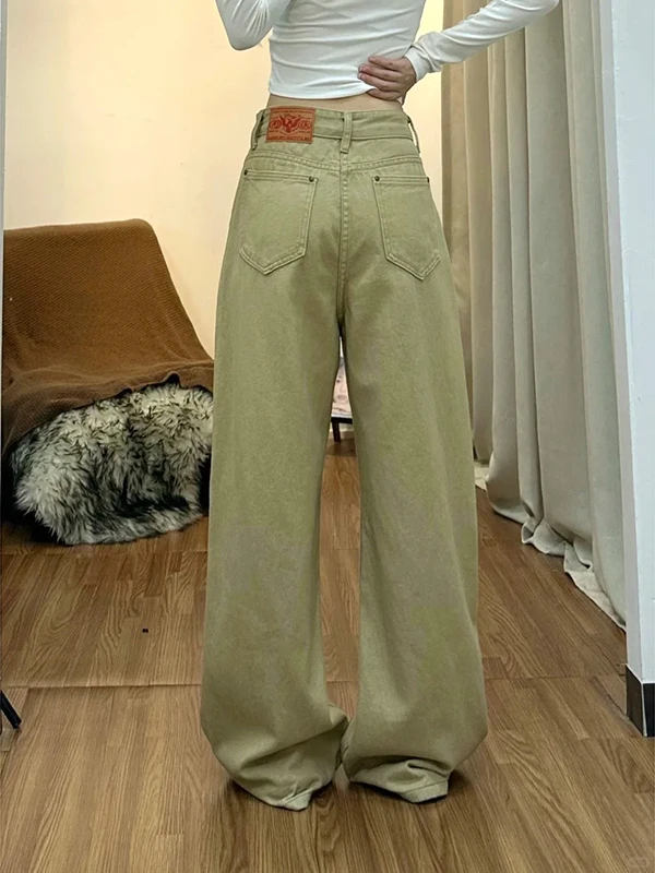Американские ретро-джинсы-клеш цвета хаки для женщин, новая зимняя модель, свободный крой, повседневные брюки с вышивкой и вставками
Американские ретро-джинсы-клеш цвета хаки для женщин, новая зимняя модель, свободный крой, повседневные брюки с вышивкой и вставками