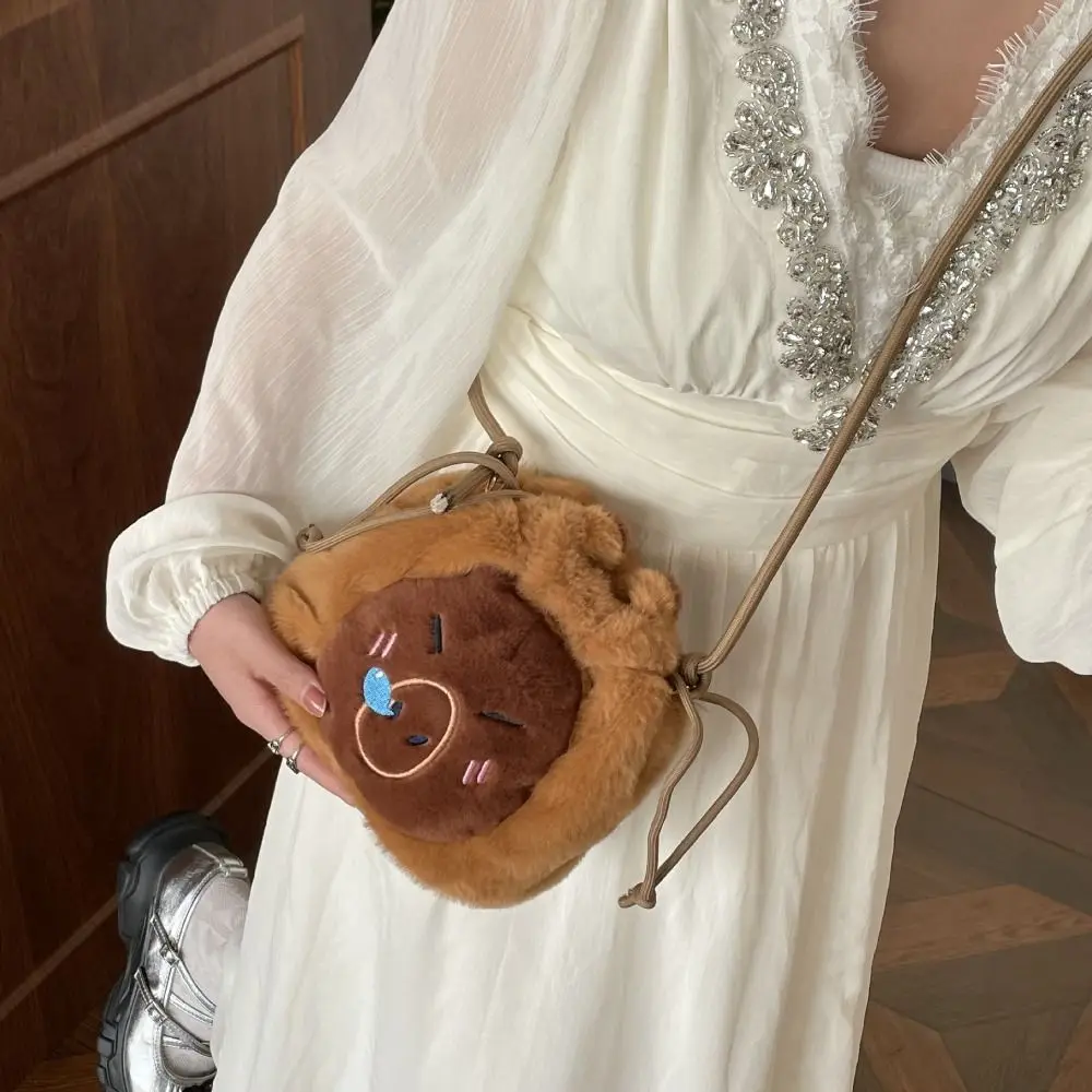 Creative Crossbody Bag Capybara Drawstring Bucket Bag Large Capacity Plush Doll Cute Doll Bag Toys Cartoon Shoulder Bag Couple
Creative Crossbody Bag Capybara Drawstring Bucket Bag Large Capacity Plush Doll Cute Doll Bag Toys Cartoon Shoulder Bag Couple