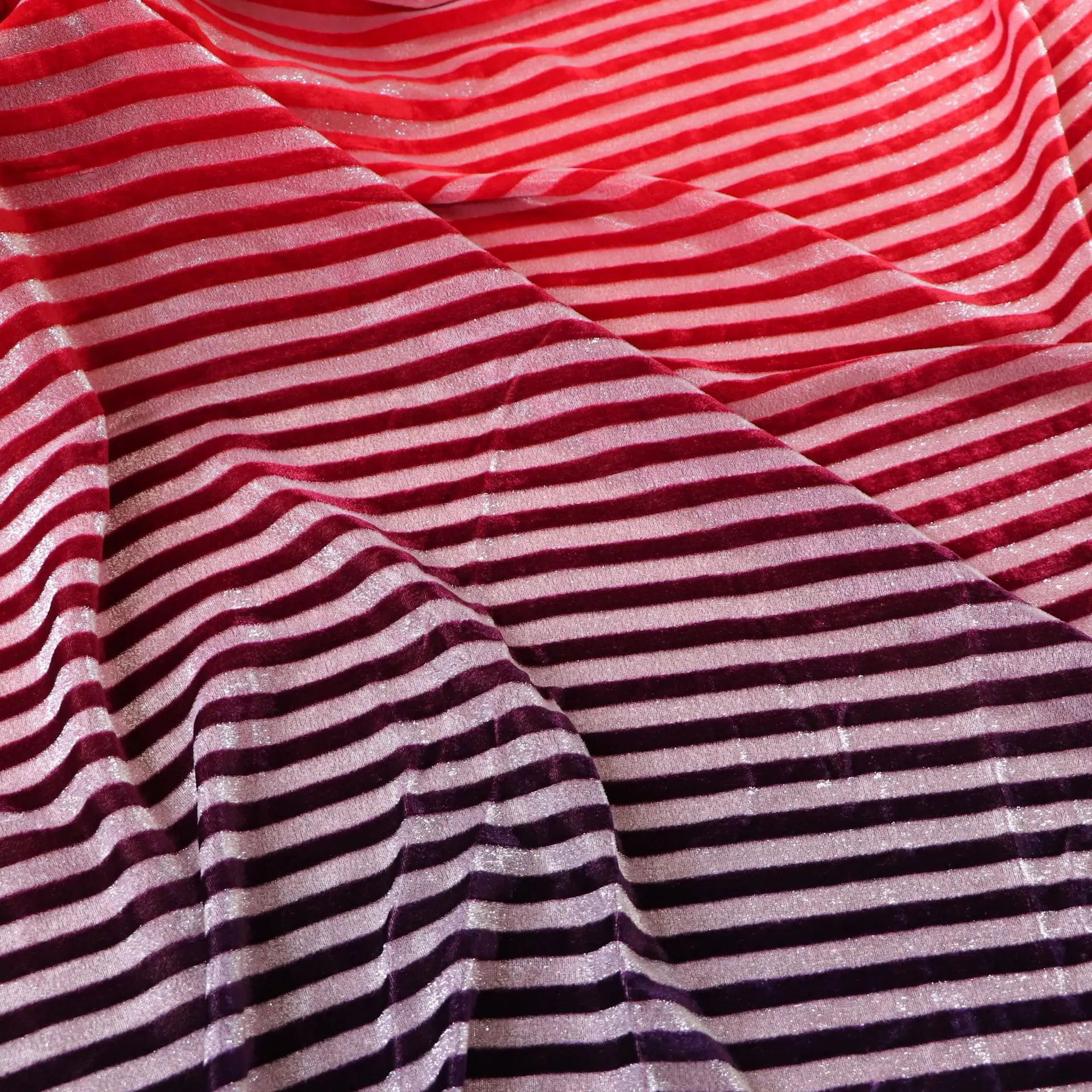 5314 Silk Silk Stripes Gradient Velvet Woven Velvet Cloth Nightdress Gown Fabric
5314 Silk Silk Stripes Gradient Velvet Woven Velvet Cloth Nightdress Gown Fabric
