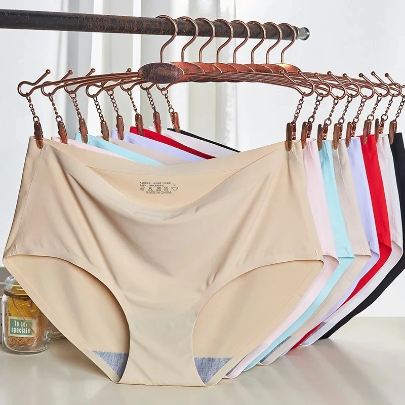 Women's Ice Silk Panties Mid Waist Sexy Briefs
Women's Ice Silk Panties Mid Waist Sexy Briefs