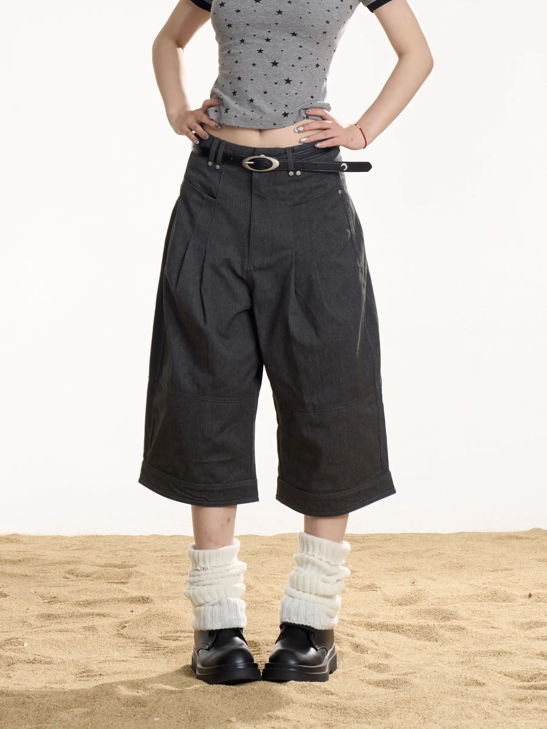 American Style Vintage High Waist Slimming Casual Mid-Calf Pants Women's Loose Straight Leg Pants Deep Grey Summer Fashion
American Style Vintage High Waist Slimming Casual Mid-Calf Pants Women's Loose Straight Leg Pants Deep Grey Summer Fashion