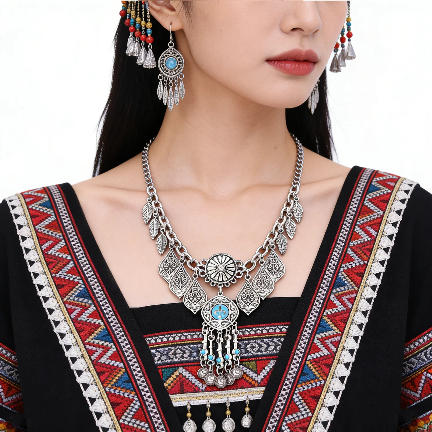Vintage Silver Alloy Carved Tassel Necklace for Women Boho Nepal Kurdish India Ethnic Turquoise Water Drop Jewelry Accessories
Vintage Silver Alloy Carved Tassel Necklace for Women Boho Nepal Kurdish India Ethnic Turquoise Water Drop Jewelry Accessories