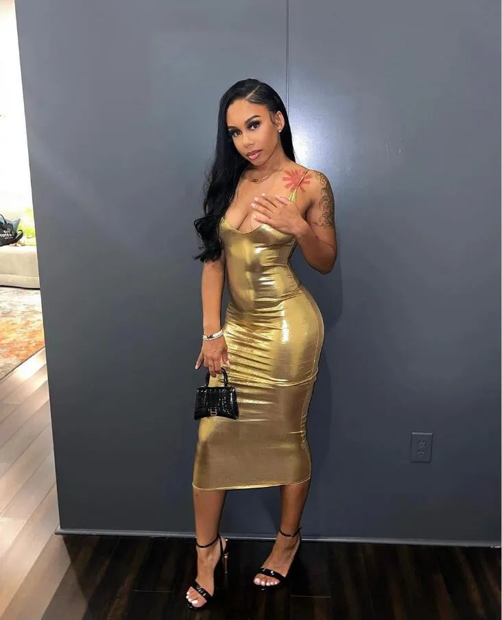 Birthday girl in Gold Liquid Prom Party Dresses 2024 Sexy Backless Spaghetti Tea-length Trumet Evening Formal Gown
Birthday girl in Gold Liquid Prom Party Dresses 2024 Sexy Backless Spaghetti Tea-length Trumet Evening Formal Gown