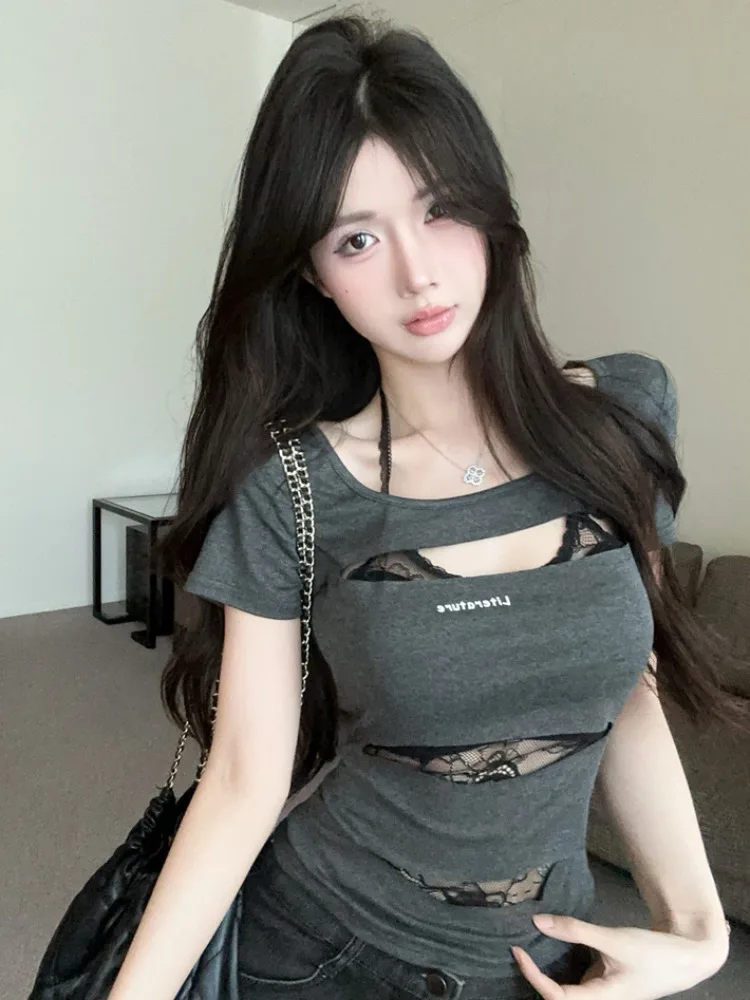 Retro Lace Splice Short Sleeve T-Shirt Women's Summer New Style Slim Fit Hollow out Waist Cinched Two-Piece Look Citywalk Top
Retro Lace Splice Short Sleeve T-Shirt Women's Summer New Style Slim Fit Hollow out Waist Cinched Two-Piece Look Citywalk Top