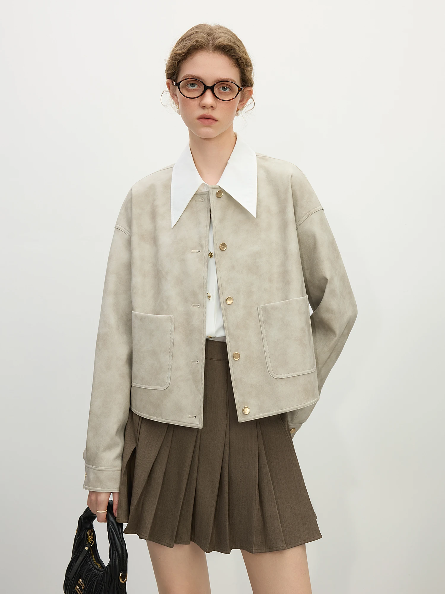 FSLE Women Spring PU Leather Short Jackets Casual Round Neck Drop Sleeve Coats 2025 Spring Grey Female Pu Coat 25FS11159
FSLE Women Spring PU Leather Short Jackets Casual Round Neck Drop Sleeve Coats 2025 Spring Grey Female Pu Coat 25FS11159