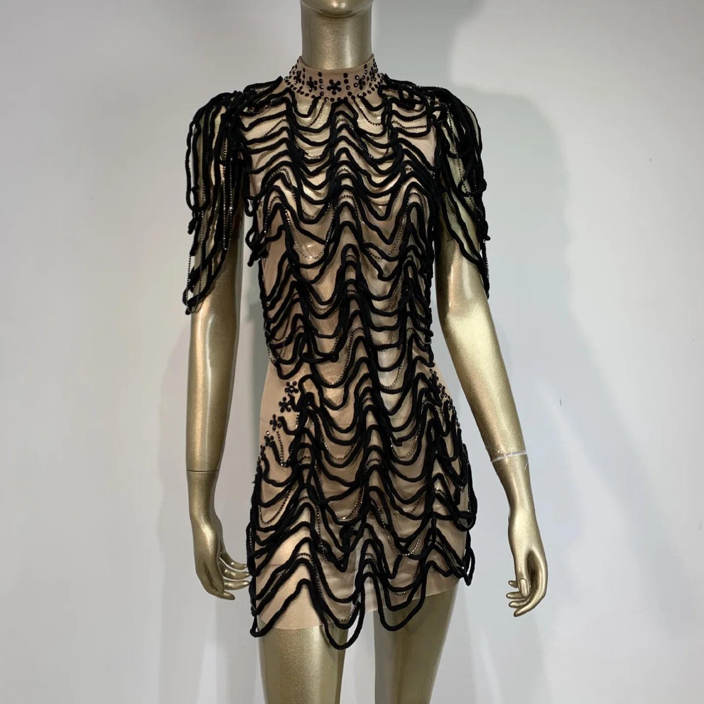 STOCK Sexy Mesh Hip Wrap Dress Performance Outfit Women's Birthday Party Evening Gown See-Through Wear Body Transparente Flecos
STOCK Sexy Mesh Hip Wrap Dress Performance Outfit Women's Birthday Party Evening Gown See-Through Wear Body Transparente Flecos