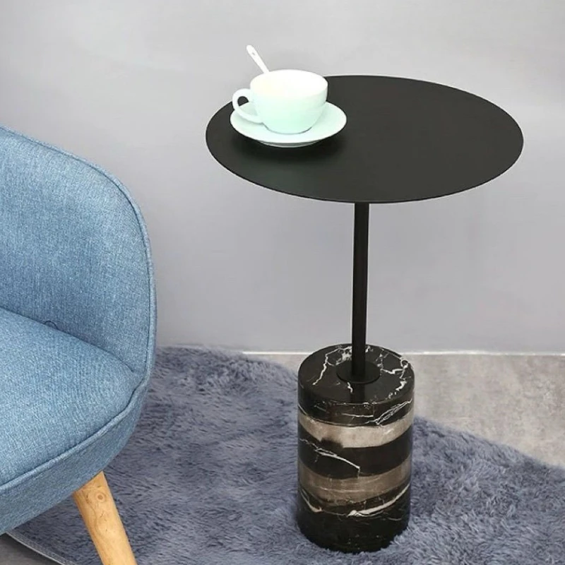 Роскошные круглые приставные столики, металлический журнальный столик, современный минималистичный диванный столик для квартиры, украшение для гостиной, мебельные аксессуары
Роскошные круглые приставные столики, металлический журнальный столик, современный минималистичный диванный столик для квартиры, украшение для гостиной, мебельные аксессуары