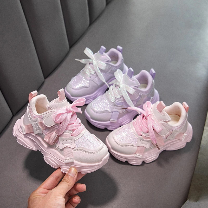 Fashion Versatile Sneakers for Girls 2026 New Autumn Toddler Running Shoes Soft Sole All-day Comfort Kids School Sports Sneakers
Fashion Versatile Sneakers for Girls 2026 New Autumn Toddler Running Shoes Soft Sole All-day Comfort Kids School Sports Sneakers