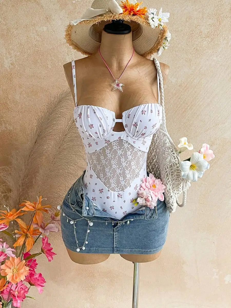 Floral White Mesh Patchwork Hollow Out One Piece Swimsuit With Detachable Straps For Women Summer Beach Vacation
Floral White Mesh Patchwork Hollow Out One Piece Swimsuit With Detachable Straps For Women Summer Beach Vacation