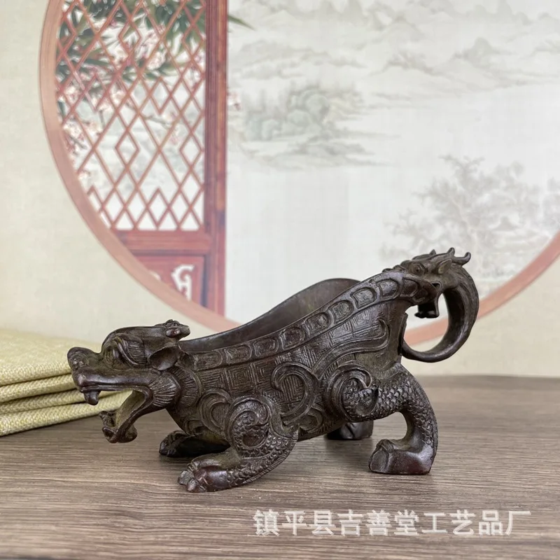 Antique Style Dragon Head Wine Pot Golden Dragon Noble Antique Office Living Room Warring States Dragon Head Wine Cup Collection
Antique Style Dragon Head Wine Pot Golden Dragon Noble Antique Office Living Room Warring States Dragon Head Wine Cup Collection