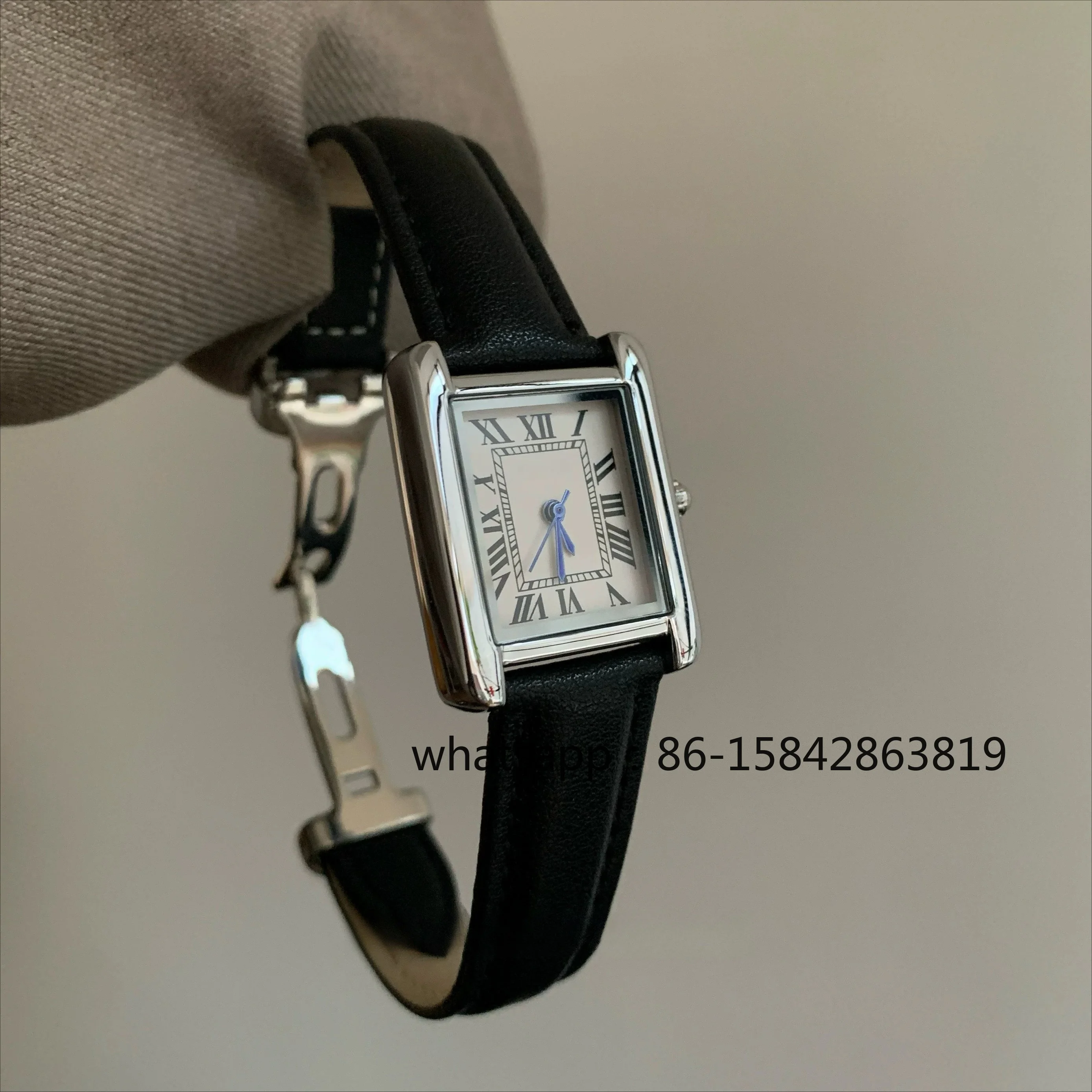 Niche, Simple, Fashionable, Commuter Temperament Versatile, Square Belt Watch
Niche, Simple, Fashionable, Commuter Temperament Versatile, Square Belt Watch