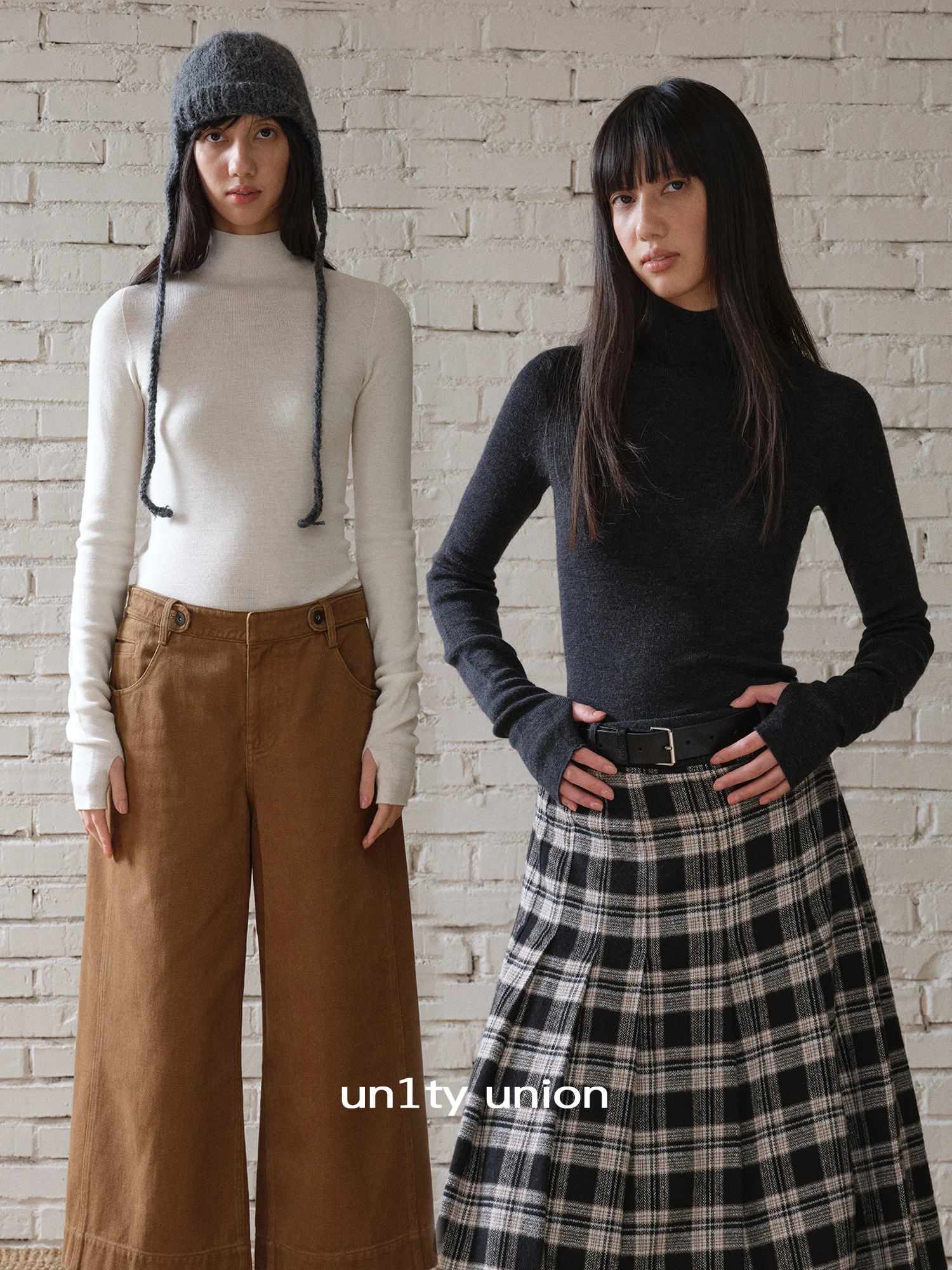 Новинка зимы 2025: Женский свитер из шерсти Янчжоу с высоким воротником, облегающий, универсальный, приятный к телу, с длинными рукавами, базовый слой
Новинка зимы 2025: Женский свитер из шерсти Янчжоу с высоким воротником, облегающий, универсальный, приятный к телу, с длинными рукавами, базовый слой