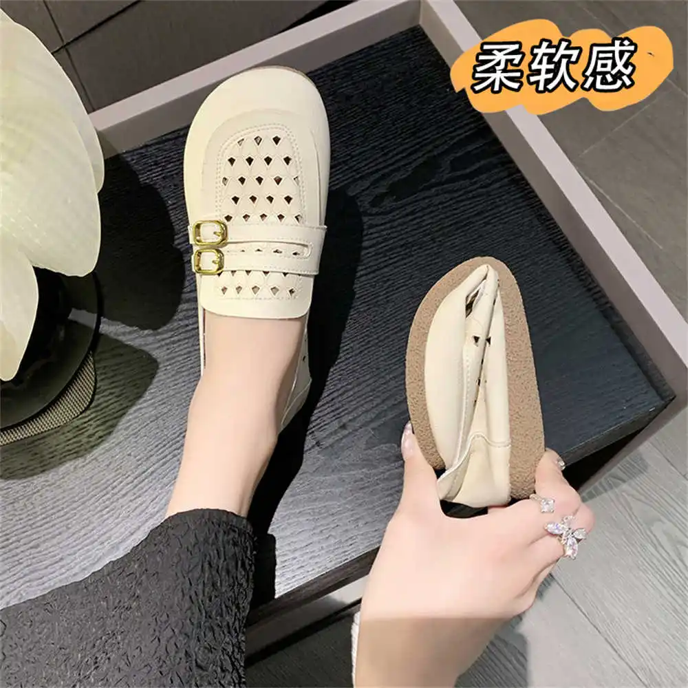 Light Weight Loli Rock Shoes Climbing Shoes Hiking Woman Teenage Shoes Sneakers Sports Famous Brand Visitors Tenys
Light Weight Loli Rock Shoes Climbing Shoes Hiking Woman Teenage Shoes Sneakers Sports Famous Brand Visitors Tenys