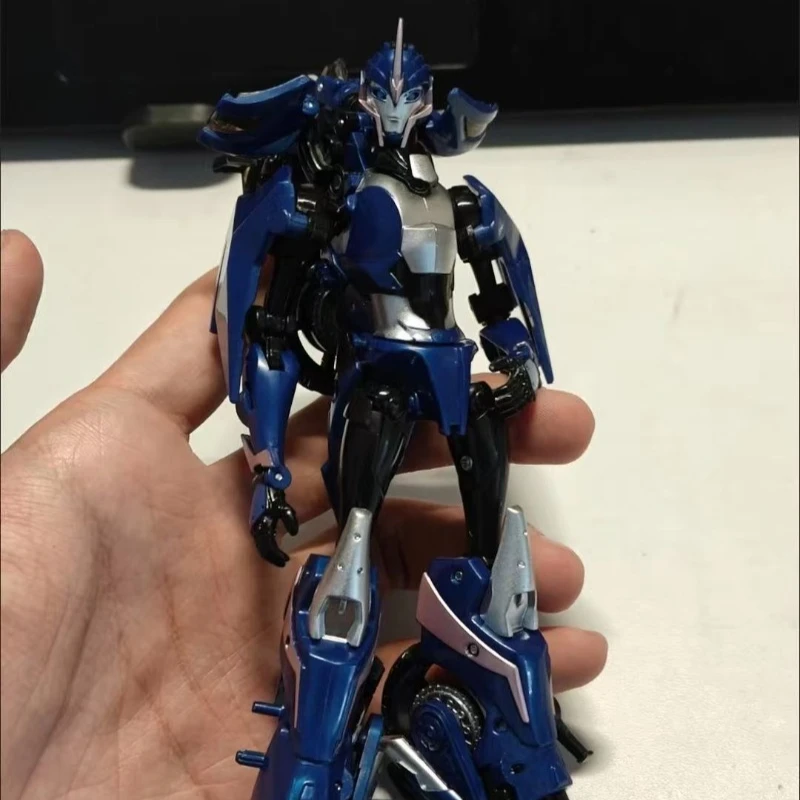 В наличии НОВИНКА: Фигурка-трансформер APC First Edit Transformation APC-Toys Female TFP Blue Angel Engine Arcee Motorcycle Comic Ver.
В наличии НОВИНКА: Фигурка-трансформер APC First Edit Transformation APC-Toys Female TFP Blue Angel Engine Arcee Motorcycle Comic Ver.