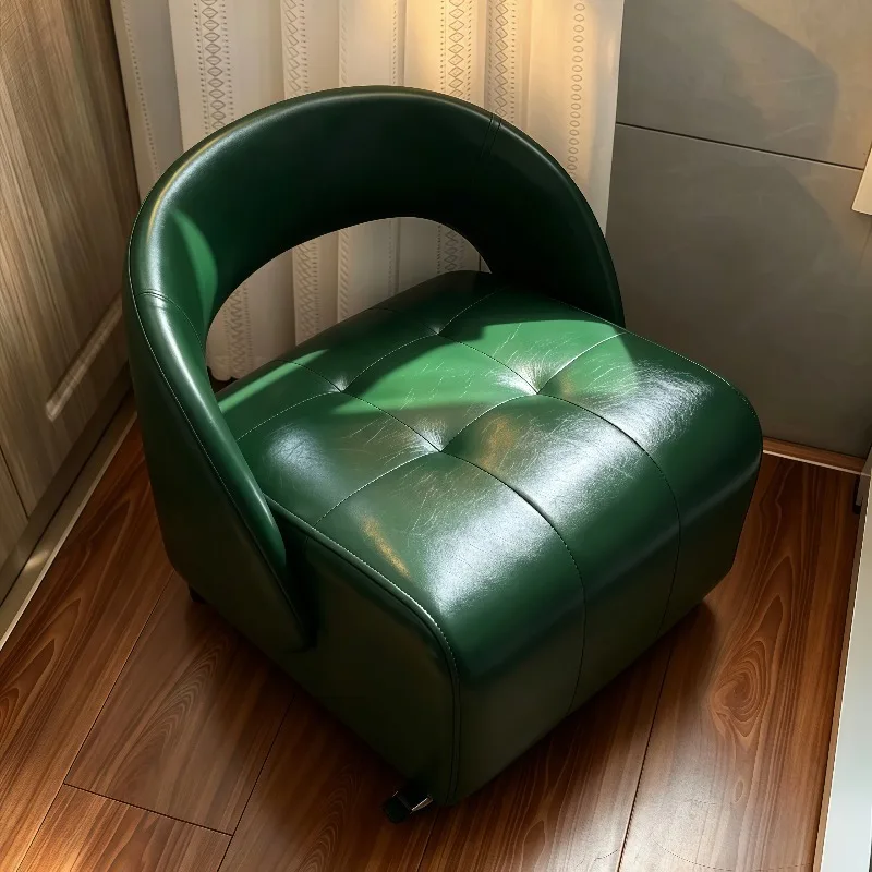 Square yo-stool movable shoe changing stool dismantling courier stool dormitory low stool
Square yo-stool movable shoe changing stool dismantling courier stool dormitory low stool