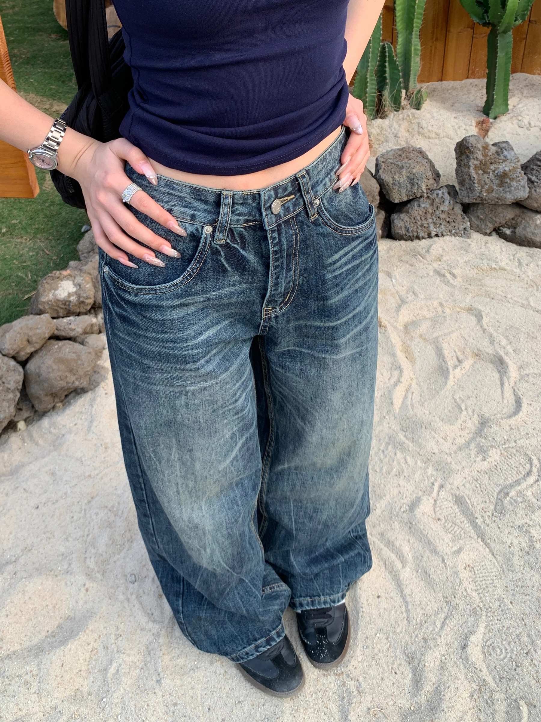Muziyang American Retro Design Jeans Men's Women's Loose Straight Loose Pants Couple Trendy High Waist Zipper Fly
Muziyang American Retro Design Jeans Men's Women's Loose Straight Loose Pants Couple Trendy High Waist Zipper Fly