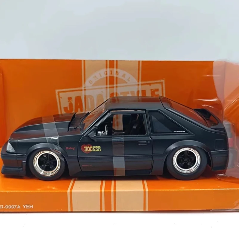 Jada 1:24 Scale 1989 MUSTANG GT Alloy Car Model Static Collection Decorated Souvenir Gift Hobby & Toys
Jada 1:24 Scale 1989 MUSTANG GT Alloy Car Model Static Collection Decorated Souvenir Gift Hobby & Toys