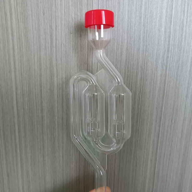 One-way exhaust Secondary fermentation Self-brewed wine One-way valve Silicone plug Water seal Fermentation
One-way exhaust Secondary fermentation Self-brewed wine One-way valve Silicone plug Water seal Fermentation