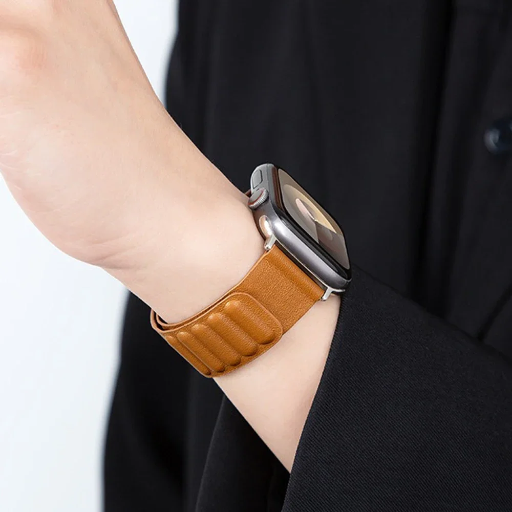 Магнитный кожаный ремешок для Apple Watch Ultra 2/1 49 мм серии 10, 42 мм, 46 мм, унисекс, ремешок для iWatch 9 8 7 6 5 4 se 45 мм 44 41 40 38
Магнитный кожаный ремешок для Apple Watch Ultra 2/1 49 мм серии 10, 42 мм, 46 мм, унисекс, ремешок для iWatch 9 8 7 6 5 4 se 45 мм 44 41 40 38