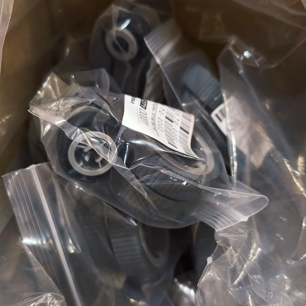 5 комплектов PA03670-0001 PA03670-0002 Тормозной ролик захвата для Fujitsu fi-7160 fi-7180 fi-7260 fi-7280 fi-7300NX fi-7140 fi-7240
5 комплектов PA03670-0001 PA03670-0002 Тормозной ролик захвата для Fujitsu fi-7160 fi-7180 fi-7260 fi-7280 fi-7300NX fi-7140 fi-7240