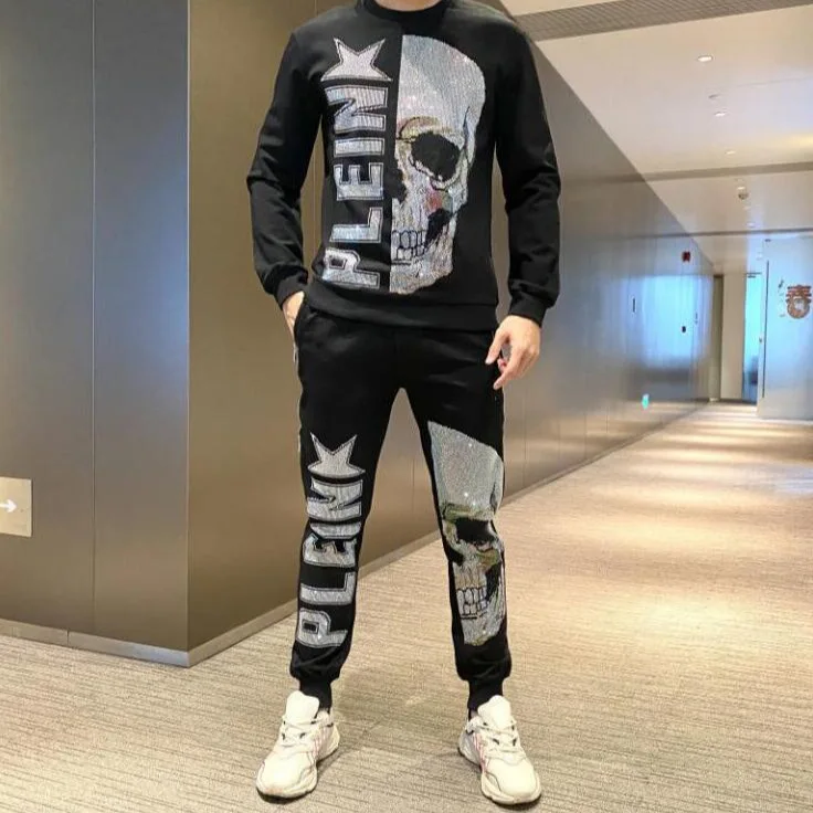 Fashion Diamonds Skull Men's Sets Casual Autumn Winter Round Neck Hoodie and Pant Suits Men Clothing Ropa Para Hombre
Fashion Diamonds Skull Men's Sets Casual Autumn Winter Round Neck Hoodie and Pant Suits Men Clothing Ropa Para Hombre