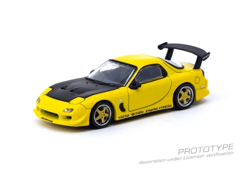 Tarmac работает 1:64 VERTEX RX-7 FD3S желтая металлическая литая модель автомобиля
Tarmac работает 1:64 VERTEX RX-7 FD3S желтая металлическая литая модель автомобиля