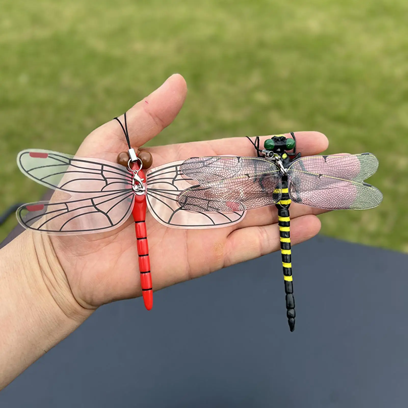 Fake Dragon Fly Fake Dragonfly Clips Outdoor 3D Realistic Small Ornament For Hiking Camping Yard Garden Hat Backpack Plant Decor
Fake Dragon Fly Fake Dragonfly Clips Outdoor 3D Realistic Small Ornament For Hiking Camping Yard Garden Hat Backpack Plant Decor