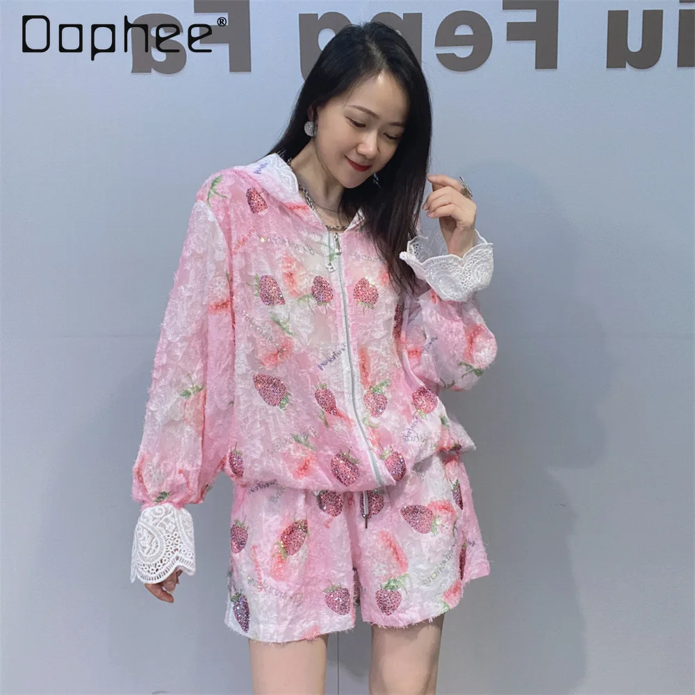 European Station Summer Hooded Sets Women Hot Diamond Thin Material Jacquard Sunscreen Long Sleeve Shorts Casual Two-piece Set
European Station Summer Hooded Sets Women Hot Diamond Thin Material Jacquard Sunscreen Long Sleeve Shorts Casual Two-piece Set