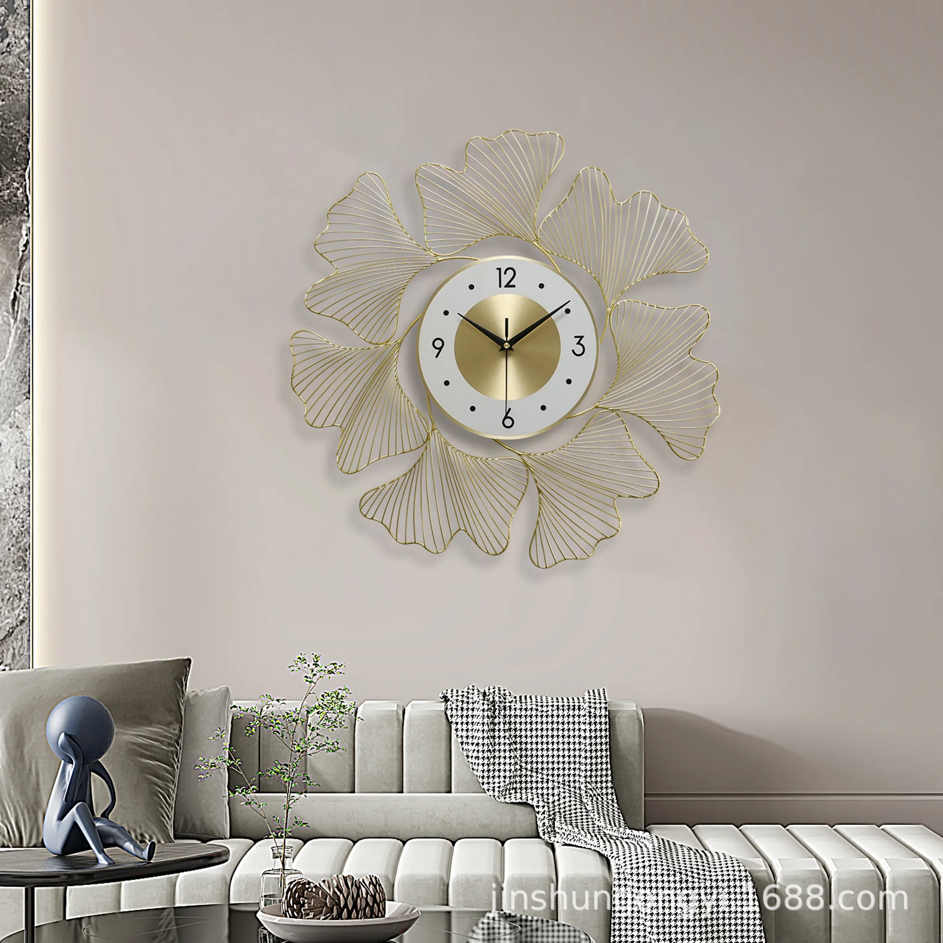 Modern Sunflower Wall Clock - Minimalist Stylish Petal-Edged Clock for Living Room & Dining Room Decor
Modern Sunflower Wall Clock - Minimalist Stylish Petal-Edged Clock for Living Room & Dining Room Decor