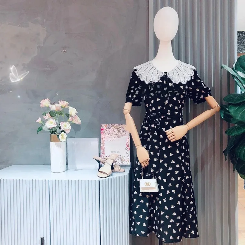 Summer New Style Unique High-End Sweet Floral Print Doll Collar Women's Dress Elegant Vacation Atmosphere Midi Skirt Short Sl...
Summer New Style Unique High-End Sweet Floral Print Doll Collar Women's Dress Elegant Vacation Atmosphere Midi Skirt Short Sl...