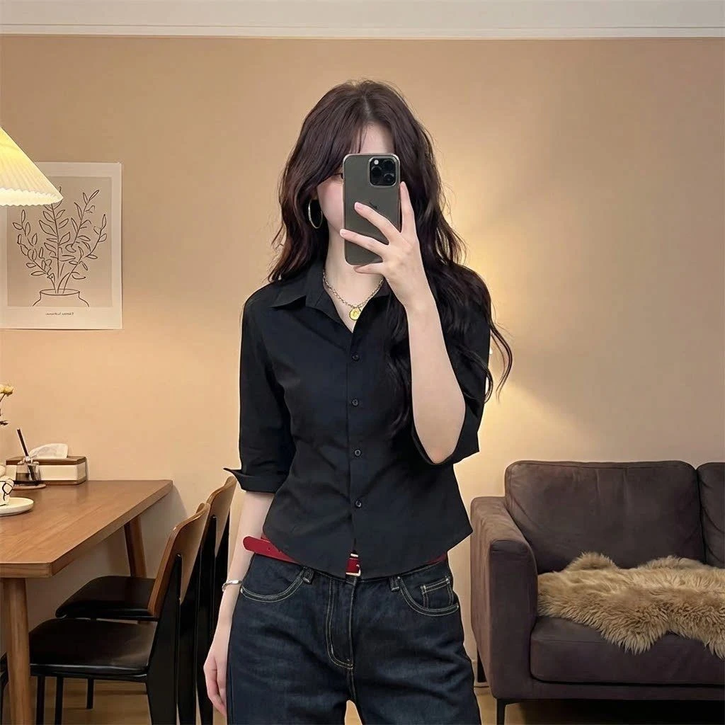 Black Mid-Sleeve Shirt Women's Slim Fit Turn-down Collar Waist-Cinched Commute Style Korean Fashion Summer New Design Shirt
Black Mid-Sleeve Shirt Women's Slim Fit Turn-down Collar Waist-Cinched Commute Style Korean Fashion Summer New Design Shirt